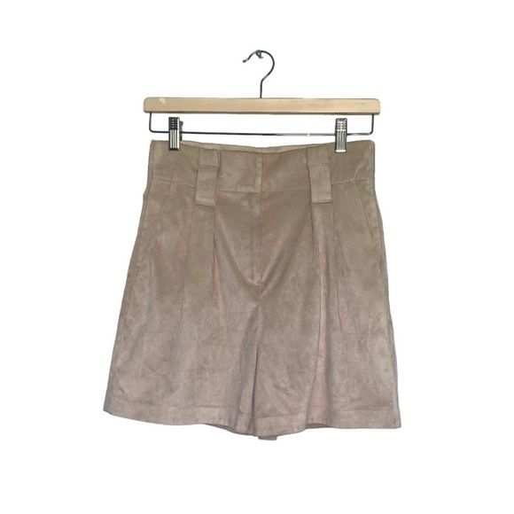 Mango Shorts Women’s Size 2 US Tan Beige Faux Suede Microsuede High Waisted - Picture 1 of 7